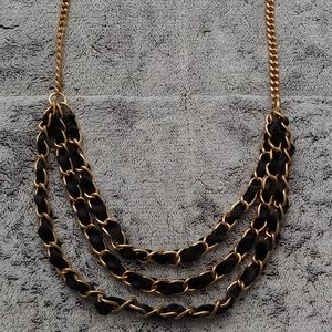 Gold/black necklace